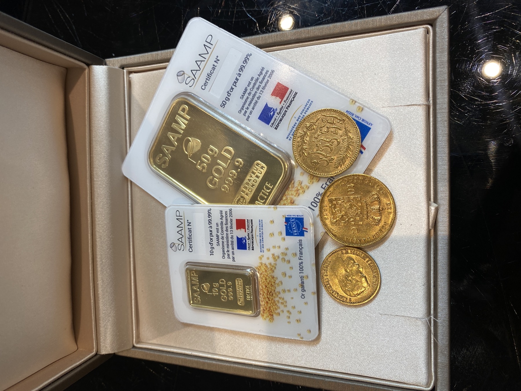 Lingotins SAAMP et pièces d'or avec certificats